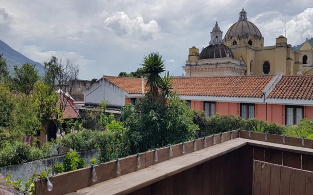 Huellas Hostal Antigua