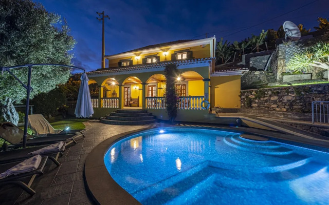 Quinta Girassol by Our Madeira