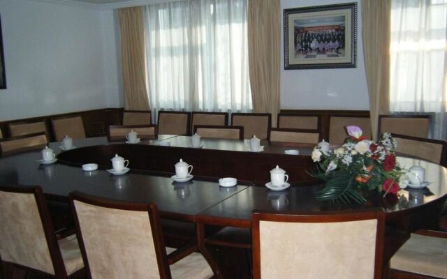 Yong Ding Men Hotel - Beijing