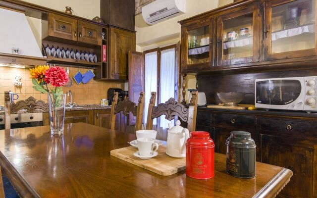 Romantic and Charming Apartments