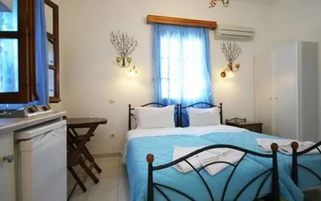 Studios Bourgos