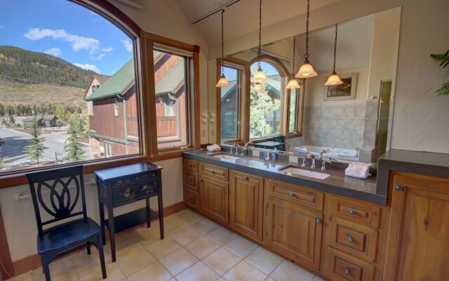 Mill Creek 72 by SummitCove Vacation Lodging