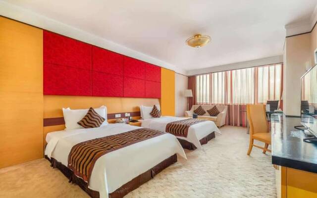 Days Hotel and Suites Jiaozuo