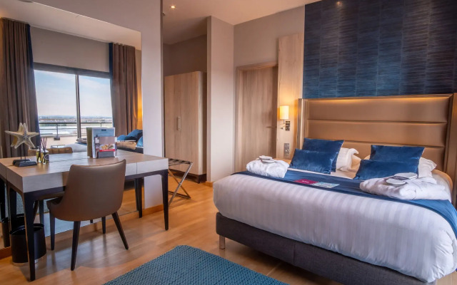 Kyriad Prestige Lyon Est - Saint Priest Eurexpo Hotel and Spa
