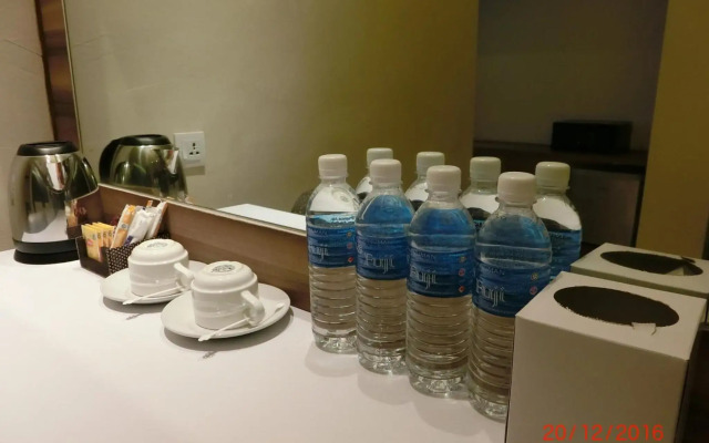 D Elegance Hotel