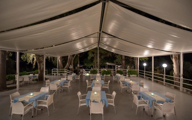 Apollo Beach Hotel