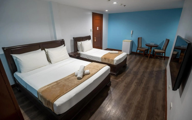 One Averee Bay Hotel