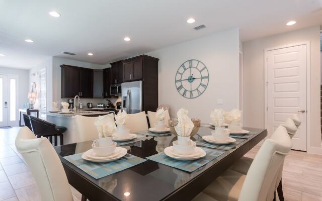 Reunion Beauty by Vtrips