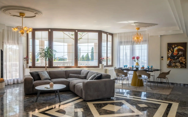 Red Rose Luxury Villa