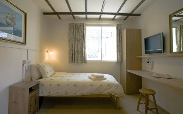 Oakwood B&B Heathrow