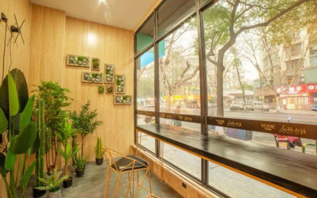 Youmi Hotel