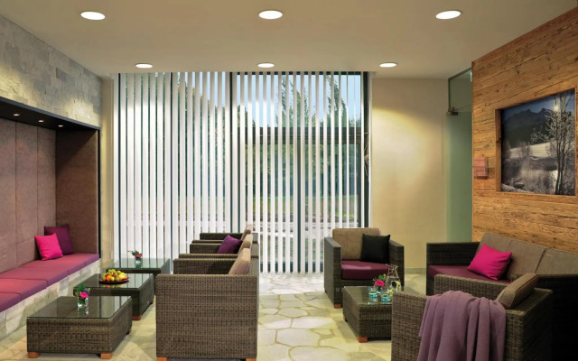 Hotel Fire & Ice