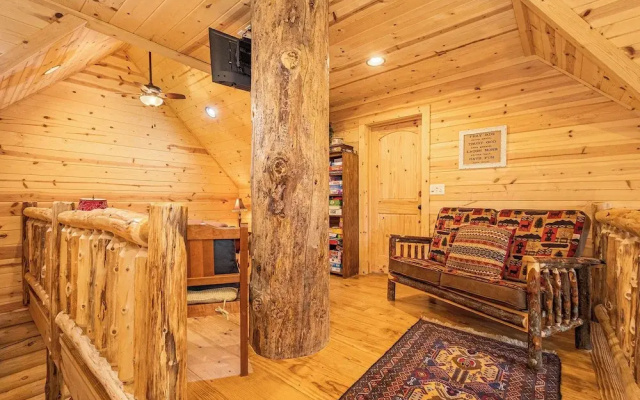Big Log Lodge by Taylor Made Deep Creek