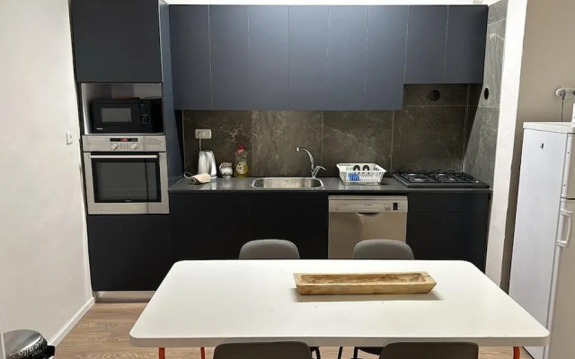 Gabriel Apartments - Jaffa Street - Next To Market