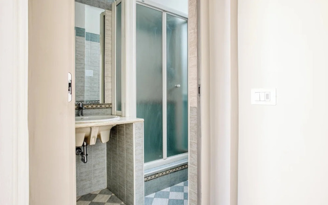 JOIVY Cute flat near Guastalla Gardens
