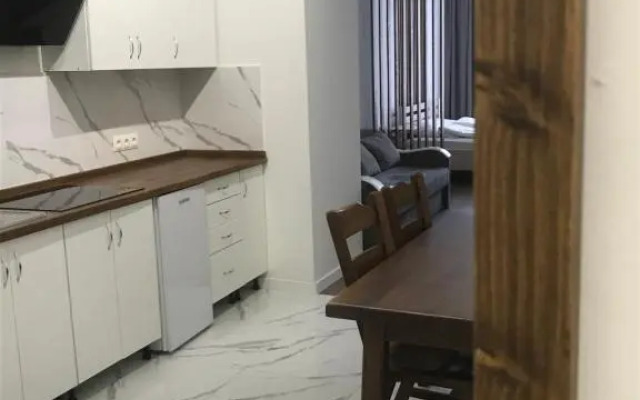 Фурманська, 3 (центр)