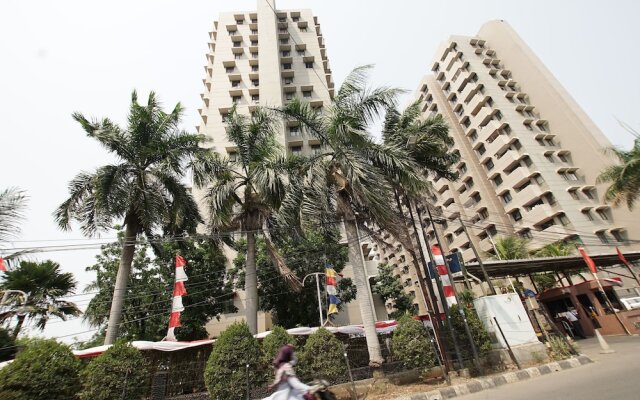 Apatel Metro Sunter 185