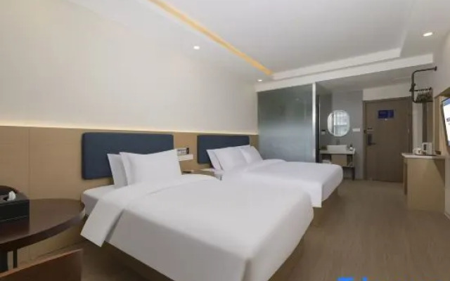 Super 8 Hotel(Kunshan Wanda Plaza Branch)