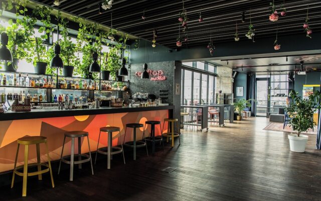 Hotel Kitchen59