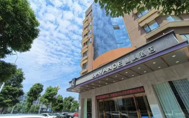 Lavande Hotels（Changde Lixian Branch）