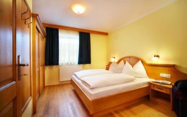 Baby- und Kinderbauernhof Scharrerhof & Ferienhaus Scharrerhof