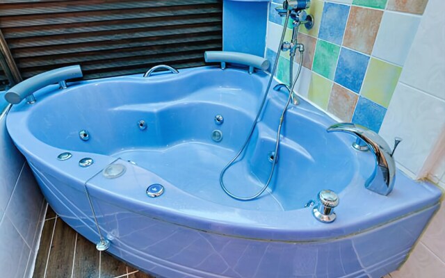 Yangyang Seorak Spa Herbvill Pension