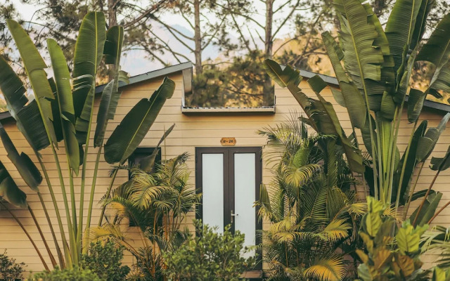 Phoenix Moc Chau Hotel