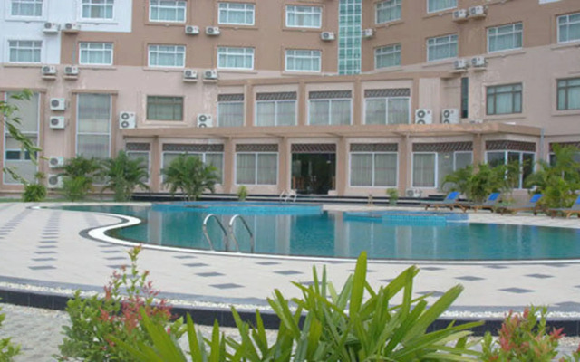 Oattara Thiri Hotel