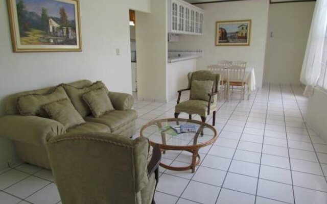 Hotel Villa Serena San Benito