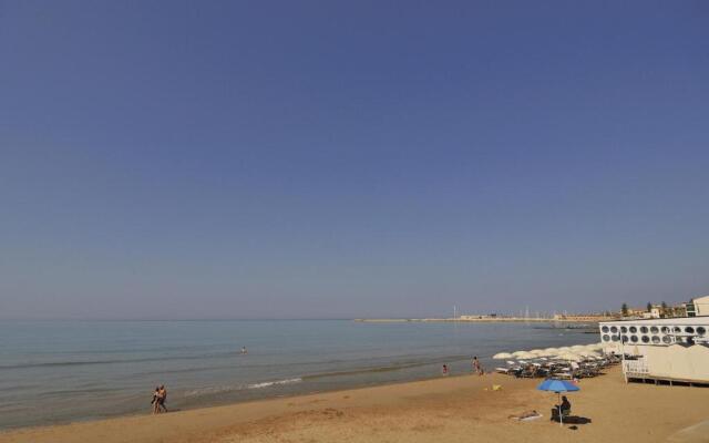 DELPOSTO Marina di Ragusa (lp)