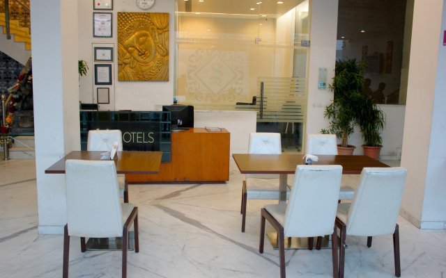 FabHotel Sage Saket