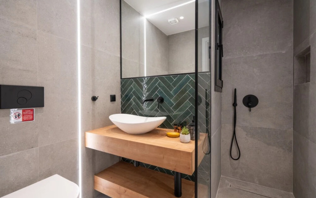 LIV - Modern Heavenly Retreat in Exarcheia