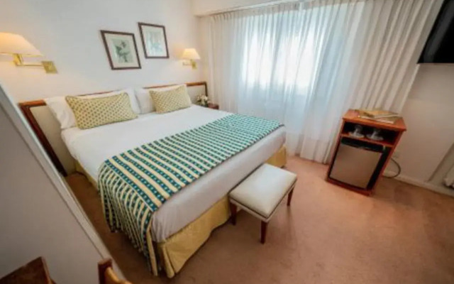 Hotel Iruna