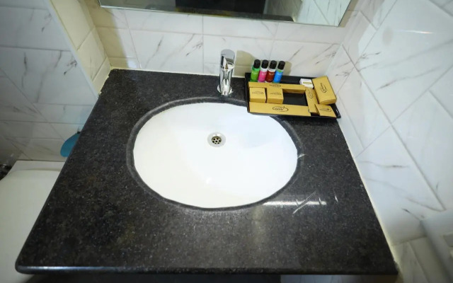 The Ayali Suites & Apartments