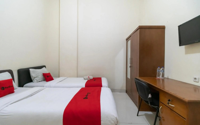 OYO 2364 Cempaka Harapan Indah