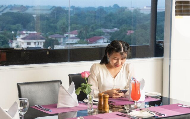The Hub Hotel