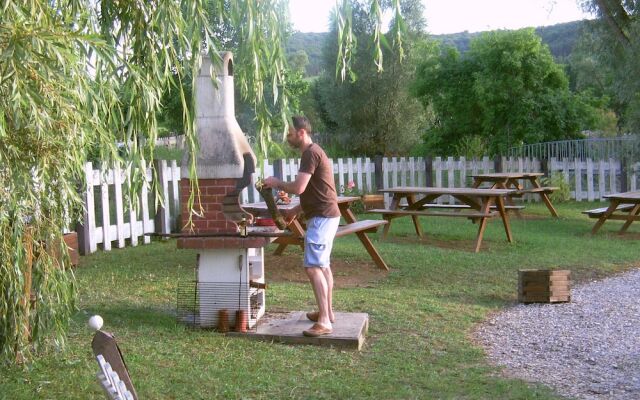 La Colline aux Fustes