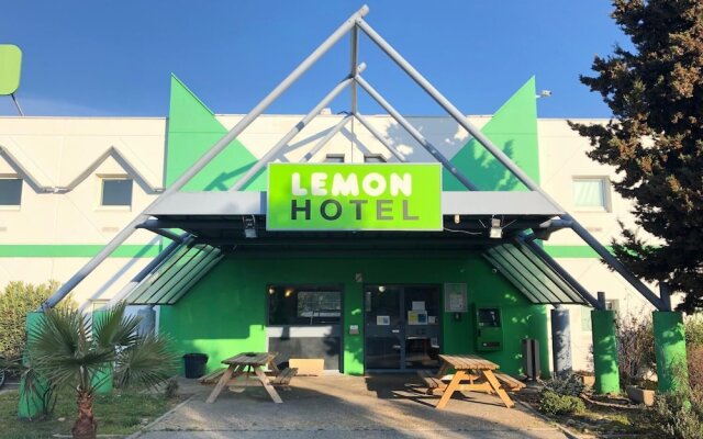Lemon Hotel Avignon Rochefort du Gard
