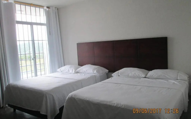 Hotel Sierra Mar