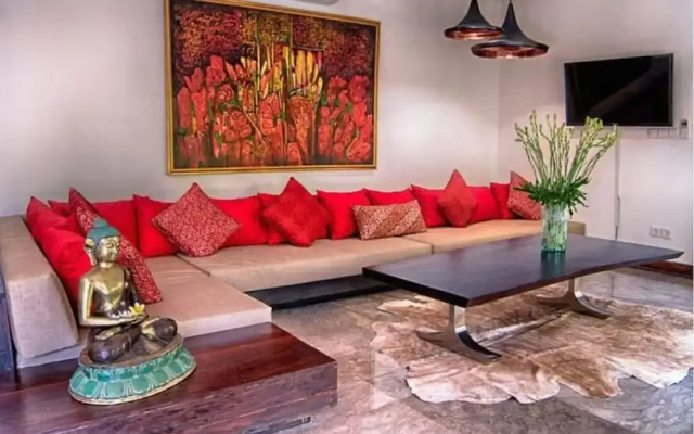Villa Amira Legian