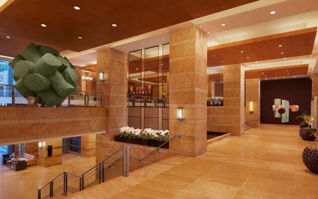 Grand Hyatt Mumbai Hotel and Serviced Apartments