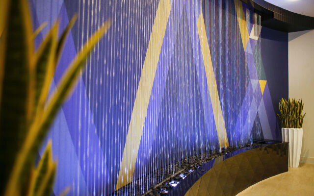 Holiday Inn Express & Suites Louisville Downtown by IHG