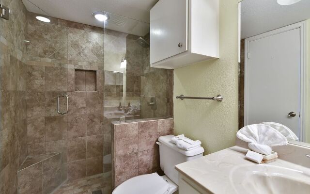 Seascape 2301 - 2 Br Condo