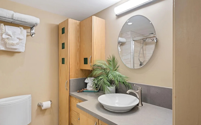 Kahana Reef 215 in Lahaina