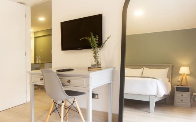 w Centric 1BR w AC in Miraflores
