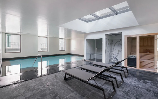 Exclusive & Private 4-bed Family Villa