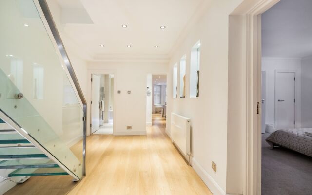 2 Bdr In Knightsbridge By The Residences