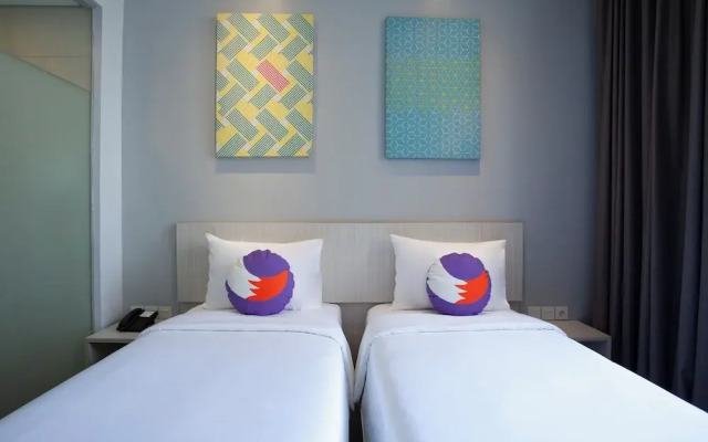 Fox Lite Hotel Cikarang
