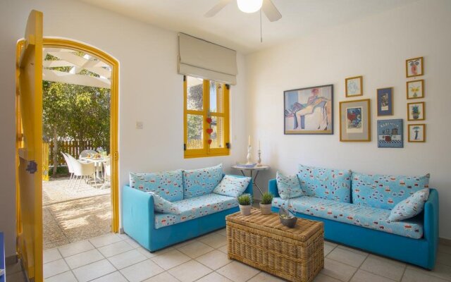 Protaras Dandelion Cottage