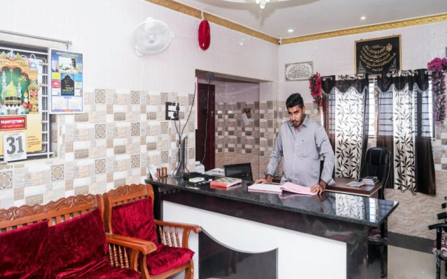 Rasul Royal Home By OYO Rooms